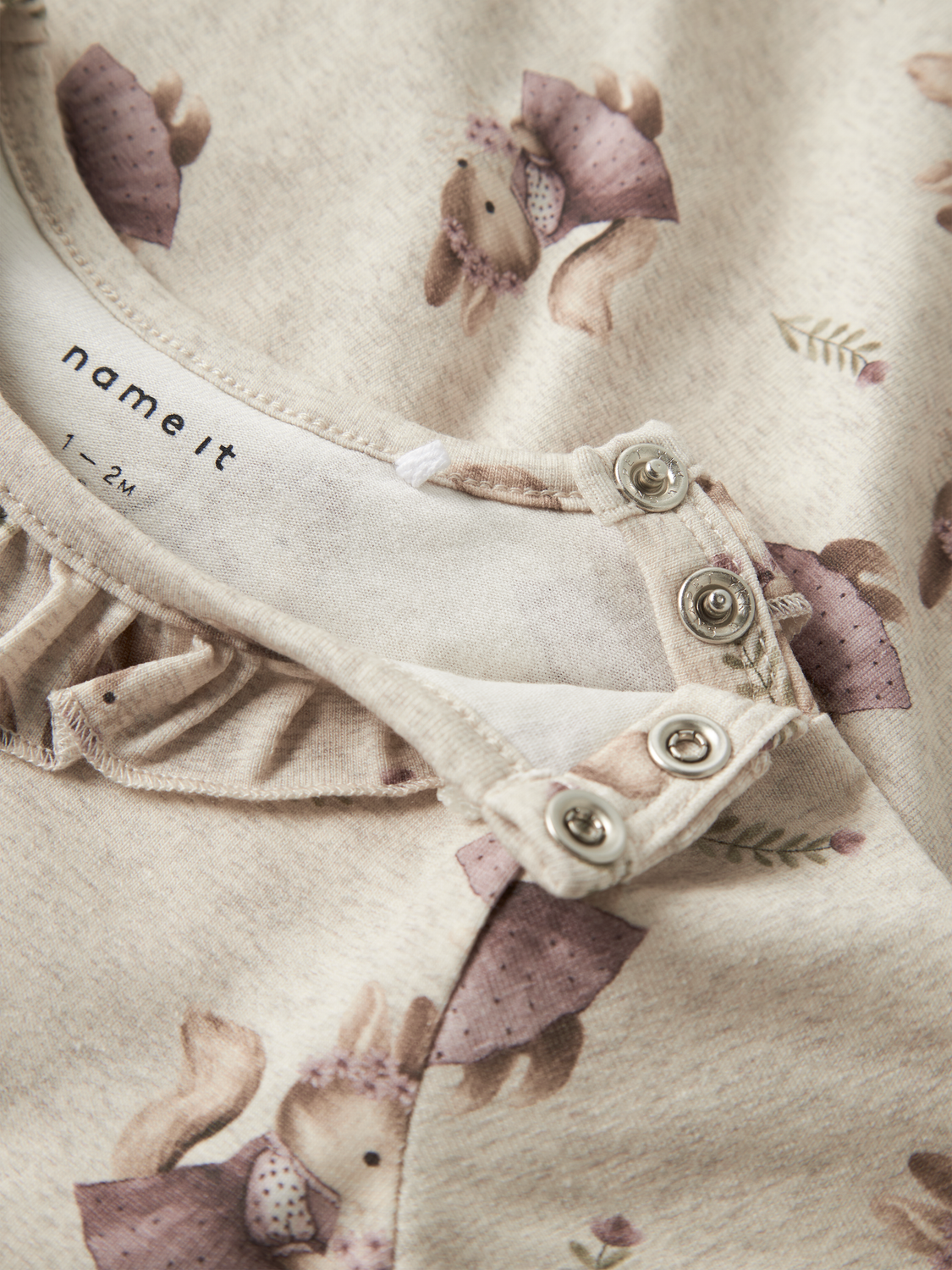 model_shot-front_full